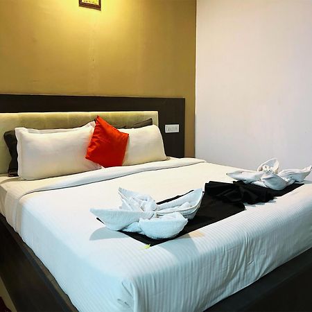 Bay Breeze Resorts & Hotels 모르짐 외부 사진