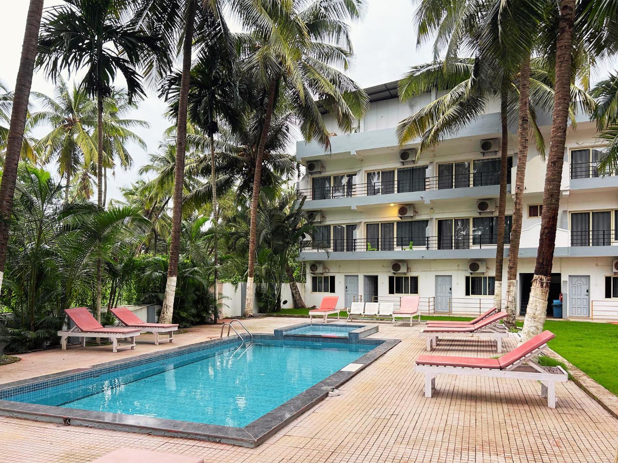 Bay Breeze Resorts & Hotels 모르짐 외부 사진