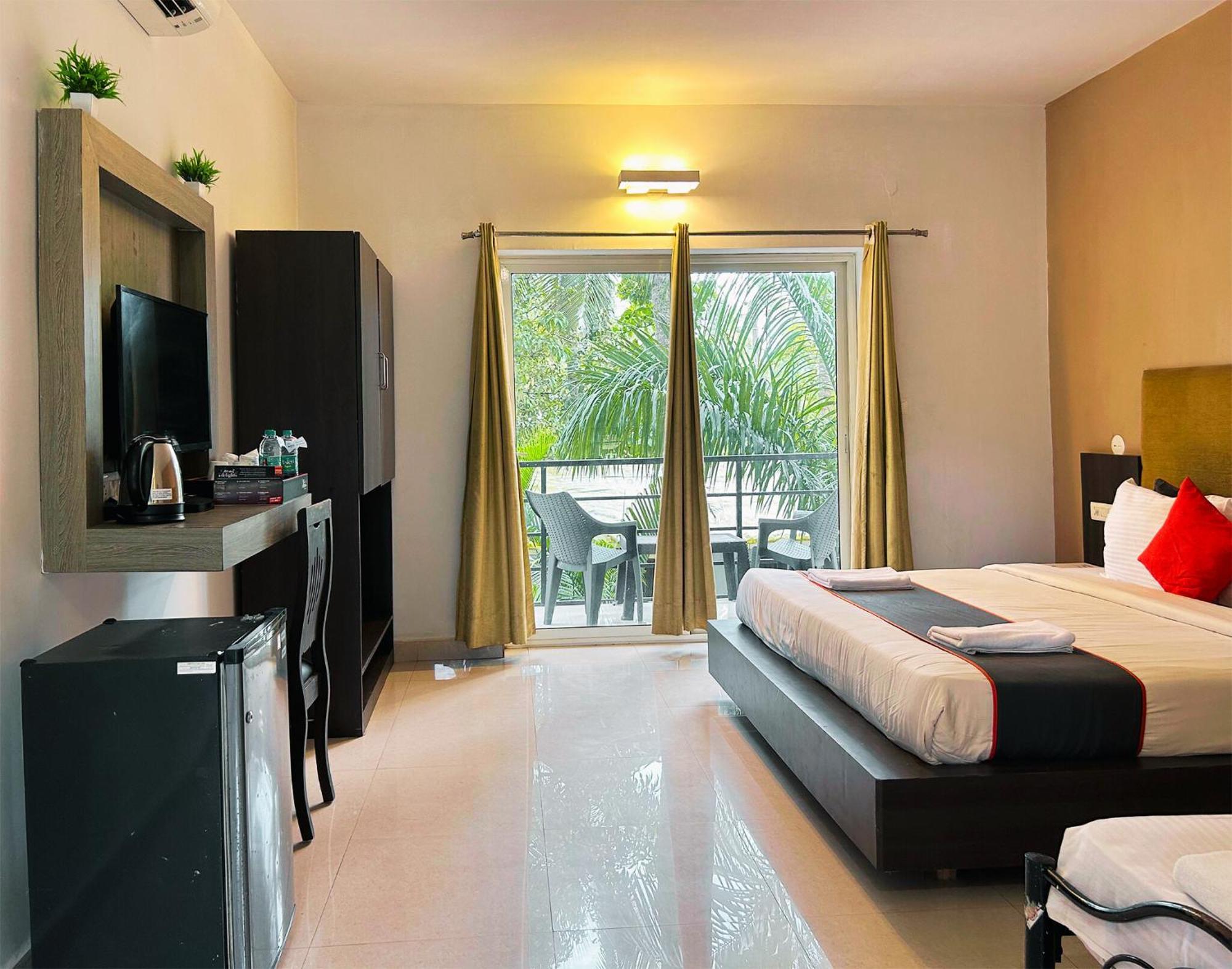 Bay Breeze Resorts & Hotels 모르짐 외부 사진