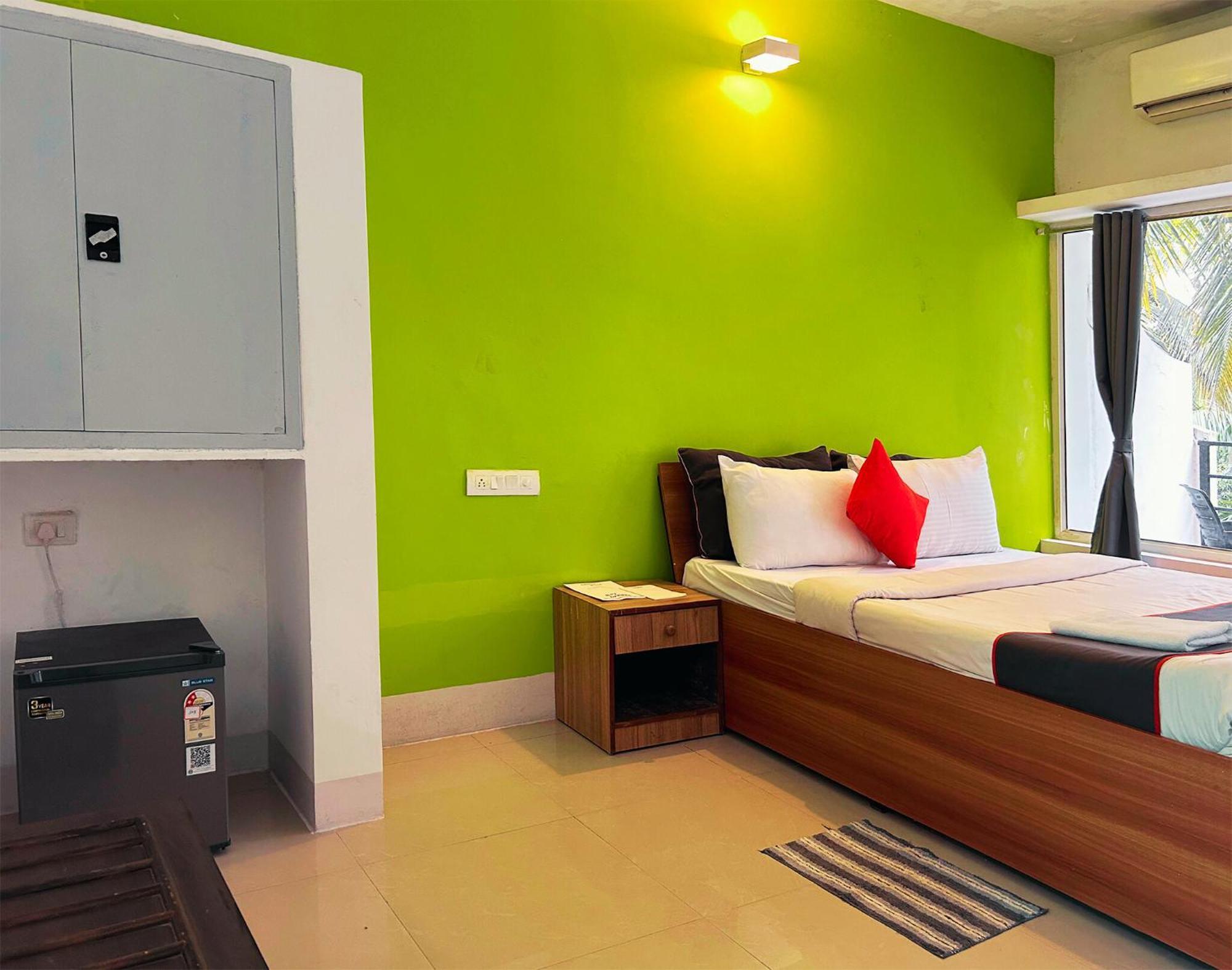 Bay Breeze Resorts & Hotels 모르짐 외부 사진